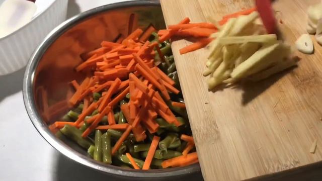 How to make Atsarang Sitaw (Pickeled Long Asian Beans) смотреть онлайн