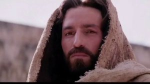 Упала слеза на горячий песок. Христианская песня.