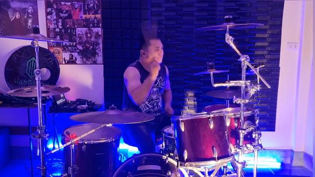ไฟรัก - Clash【Drum Cover】SAN MummyDaddy смотреть онлайн