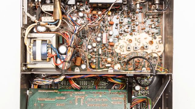 Realistic PRO-2001 приёмник сканнер 70-80х годов смотреть онлайн