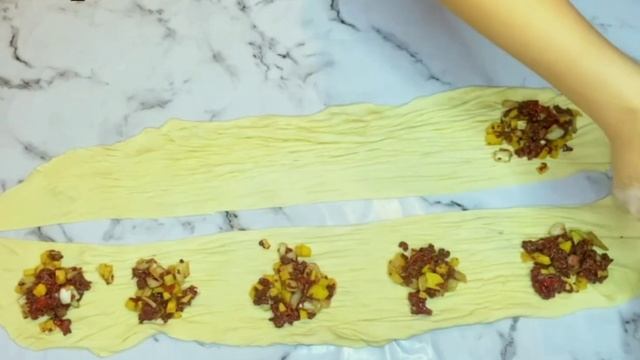 Самая ЛЕНИВАЯ САМСА! Самса гармошка. Домашняя самса. Самса без заморочек. Легкий вид лепки. Қазақша смотреть онлайн