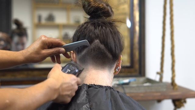 FEMALE UNDERCUT | HOW TO WOMEN'S TAPER FADE HAIRCUT