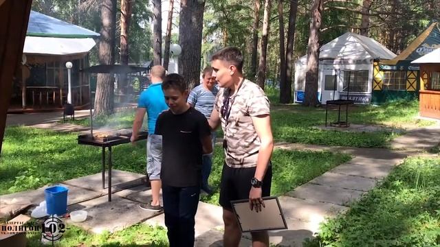 Вручение подарка | Клуб лазертага Полигон 102