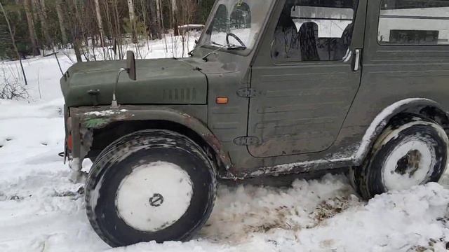 Сузуки Джимни 1го поколения, 40 лет, 2 такта смотреть онлайн