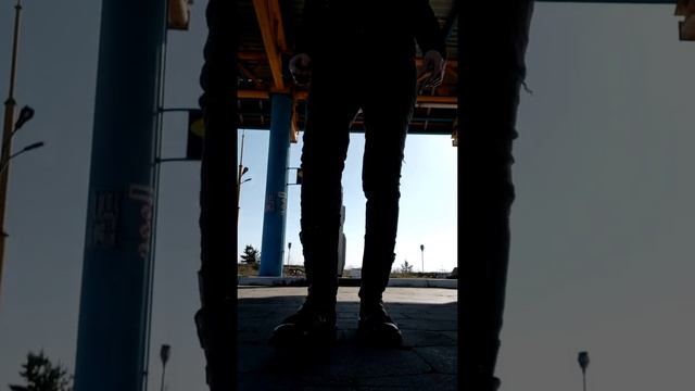 путешествие по Беларуси. Заброшенная заправка как локации для фотосессии с Harley Davidson смотреть онлайн