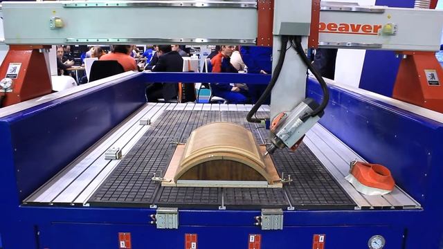 Четырехосевой фрезерно-гравировальный станок, Woodex. ЛесТехПродукция - 2014 смотреть онлайн