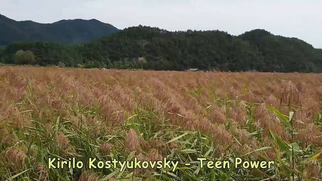 Kirilo Kostyukovsky - Teen Power (piano in street) смотреть онлайн