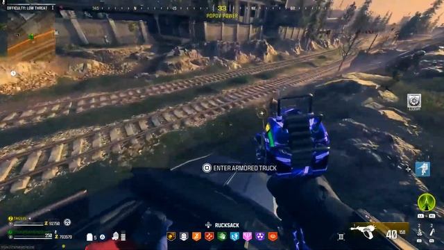 Hunting RARE GOLDEN SKULL - MW3 ZOMBIES смотреть онлайн