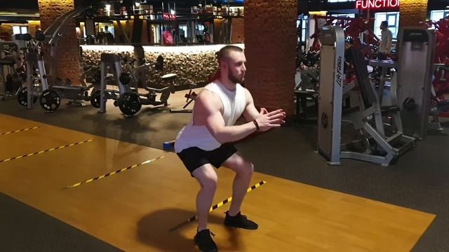 Приседания с собственным весом смотреть онлайн