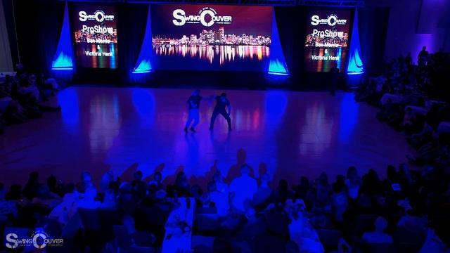 Improv West Coast Swing Dance - Ben Morris & Victoria Henk - Swingcouver 2020 Pro Show смотреть онлайн