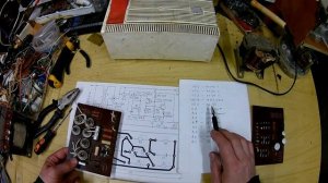 Тиристорное ЗУ из старого стабилизатора напряжения.