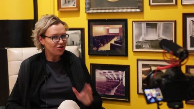 Rencontre avec Irina ROZANOVA (Il était une fois - Жили были) - VOstF смотреть онлайн