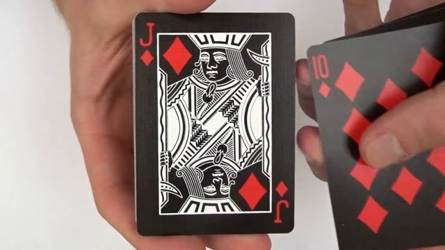 Bicycle Black Tiger Red Pips Playing Cards | Deck Review -Display смотреть онлайн