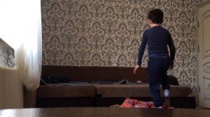 КАК НАУЧИТЬСЯ САЛЬТО НАЗАД В ДОМАШНИХ УСЛОВИЯХ!