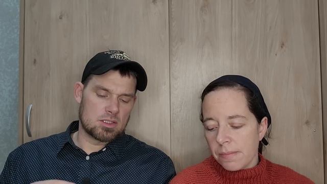 WHAT IT TAKES TO MOVE TO RUSSIA смотреть онлайн