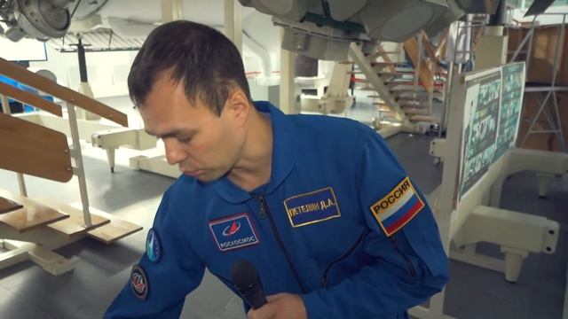 КосмоДаша в ЦПК. Скафандр СОКОЛ! смотреть онлайн
