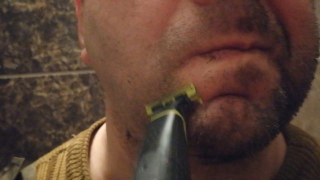 Триммер PHILIPS OneBlade QP2510/11 смотреть онлайн