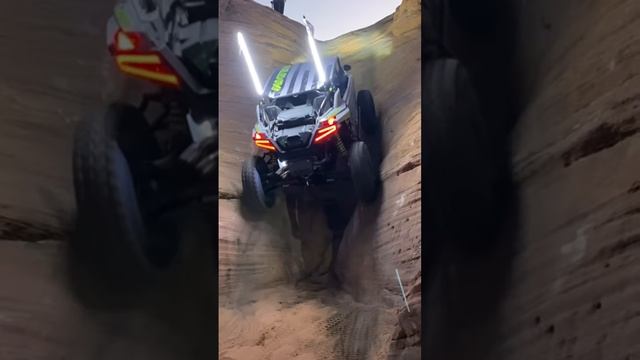 Chute Conquered ✅ Polaris RZR Turbo R #sandhollow #rockcrawler #shorts #reels #utv #viral #metallica смотреть онлайн
