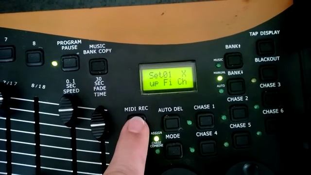 Involight-DL250-Dancer-–-Assign Pan-Tilt Tutorial смотреть онлайн