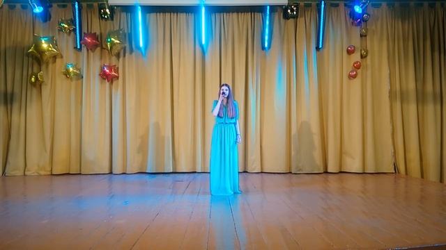 Алмакаева Полина Нас бьют, мы летаем смотреть онлайн