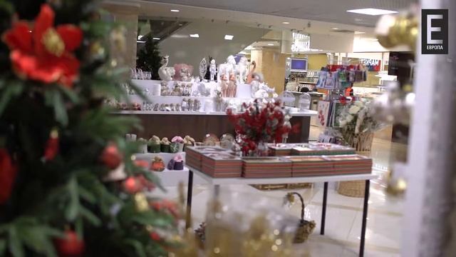 На -1 этаже ТЦ Европа открылась новогодняя ярмарка