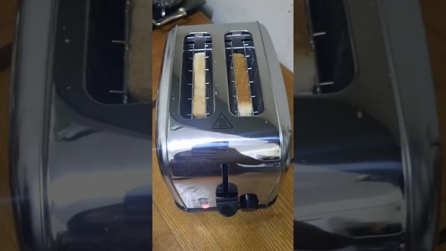 Satisfying Bread Toaster #Black&Decker #shortvideo смотреть онлайн