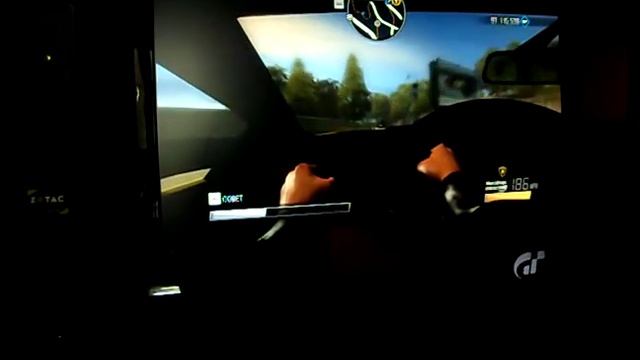 Driver: San Francisco Vs. Logitech Driving Force Gt