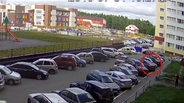 потому что кислый! в Сургуте с 8 этажа сбросили арбуз на иномарку смотреть онлайн