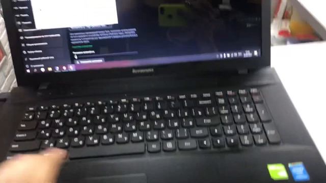 Ноутбук Lenovo G700 10900