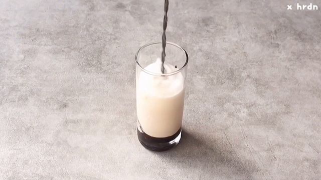 Raspberry truffle mocha | DIY iced coffee at home смотреть онлайн