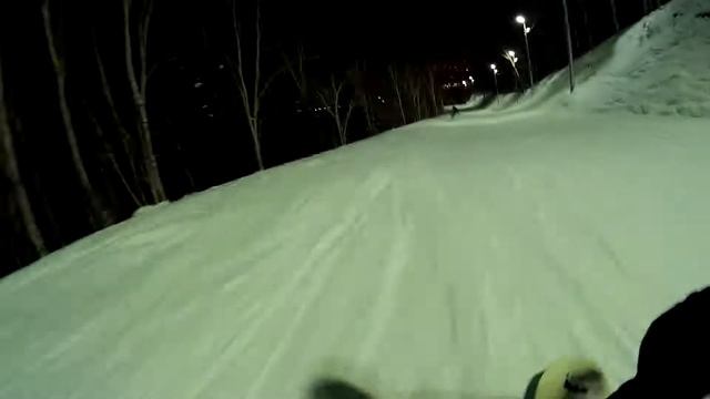 2018-02-11 Сноуборд спуск с Горного воздуха вечером по юго-западному серпантину 1 смотреть онлайн