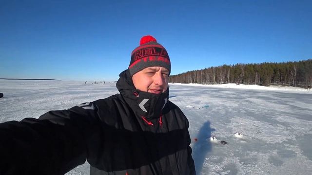 Зимняя рыбалка на Финском Заливе. Ловля Корюшки. Манола смотреть онлайн