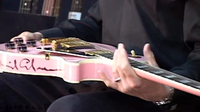 Sammy Ash And Mike Rock Review A Custom Pink Star Autograph Les Paul смотреть онлайн