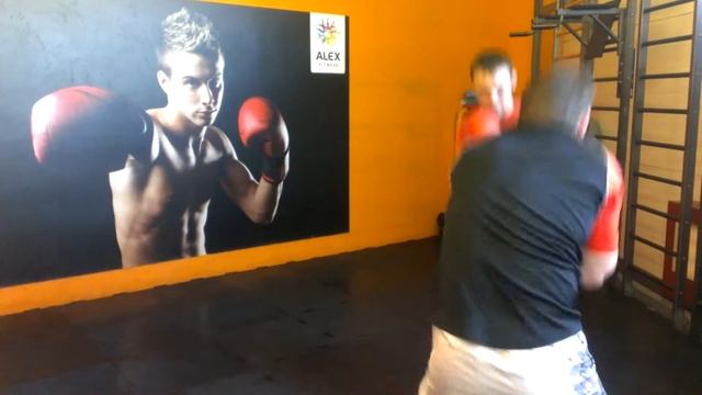 Тренировка по боксу в Алекс Фитнес смотреть онлайн