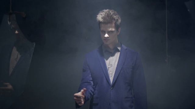 Иллюзионист Илья Мух: Промо видео смотреть онлайн