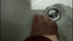 Замена сифона в душевой кабине