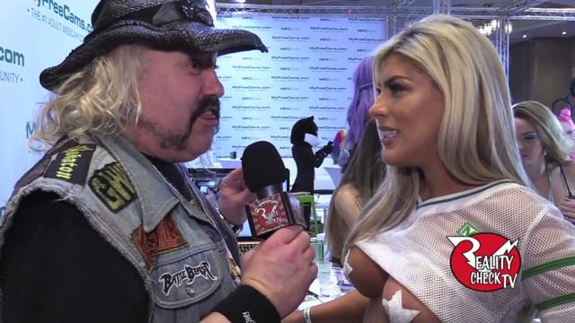 Tiger Lillee Web Cam Model at AVN 2020 12320