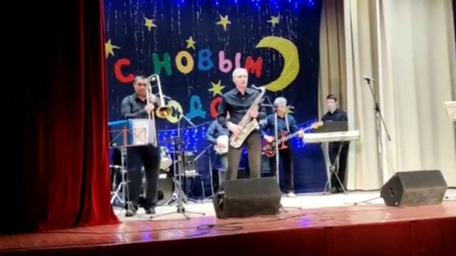 Друзья! Тепла и света в вашему дому! смотреть онлайн