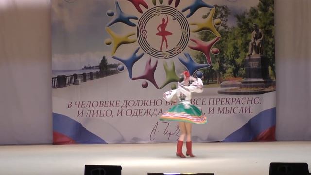 Образцовый хореографический ансамбль "Лакомки" - Венгерский танец Чардаш. смотреть онлайн