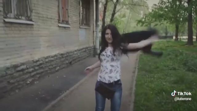 хочу познакомиться минск 18 лет смотреть онлайн