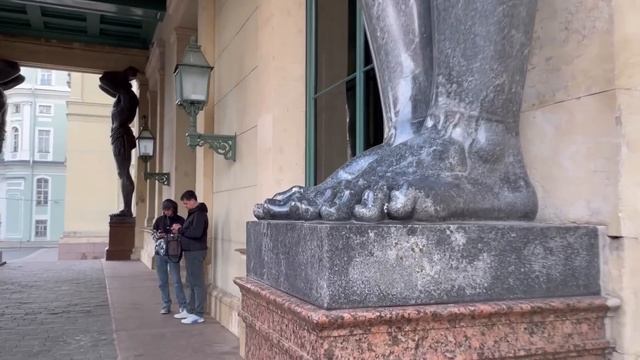 В Санкт-Петербург и Обратно, По-Быстрому смотреть онлайн