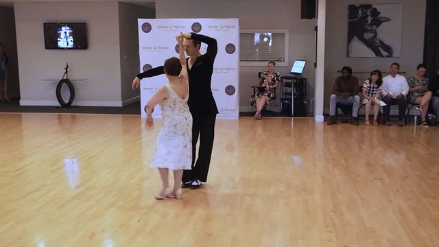 International Rumba Dance at Ultimate Ballroom Dance Studio смотреть онлайн