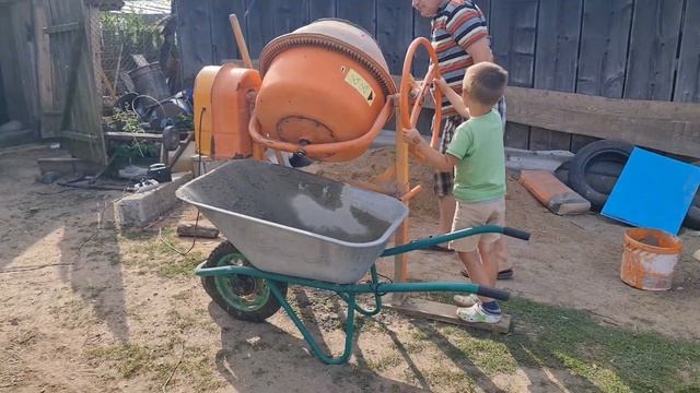 Стройка курятника смотреть онлайн