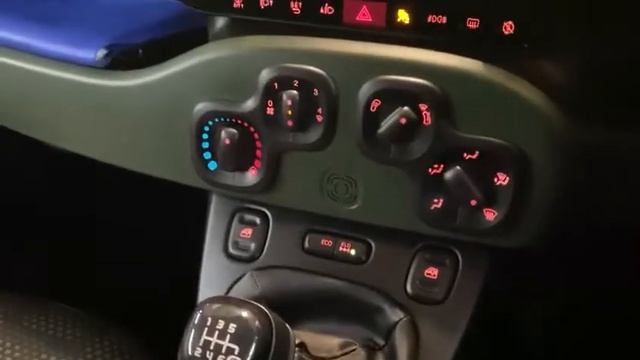 Fiat Panda 0.9 TwinAir 4x4 (s/s) 5dr For Sale смотреть онлайн