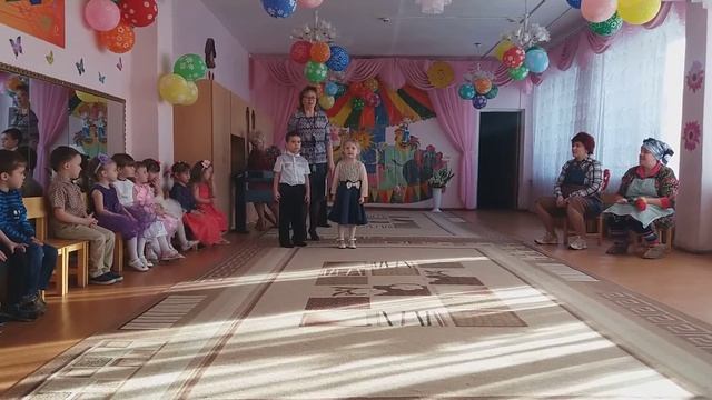 Утренник "8 марта", группа 2 младшая А, 17 детский сад, г.Кинешма. смотреть онлайн