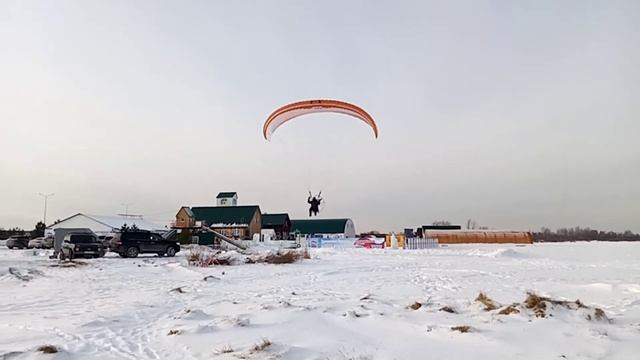 полеты зимой в Тюмени смотреть онлайн