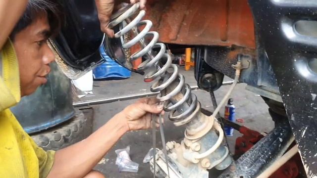 Ganti karet support shock mitsubishi T120ss смотреть онлайн