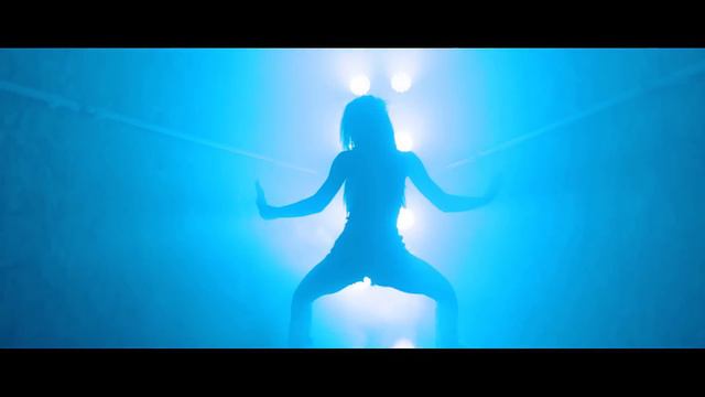 ALESSIO - AM DOUA BLONDE смотреть онлайн