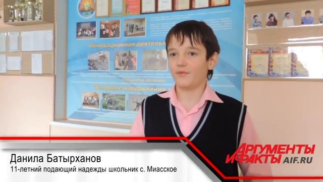 Сын за отцом. В уральском селе возобновились мотоциклетные гонки смотреть онлайн
