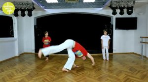 Капоэйра. Мастер-класс по базовой акробатике.